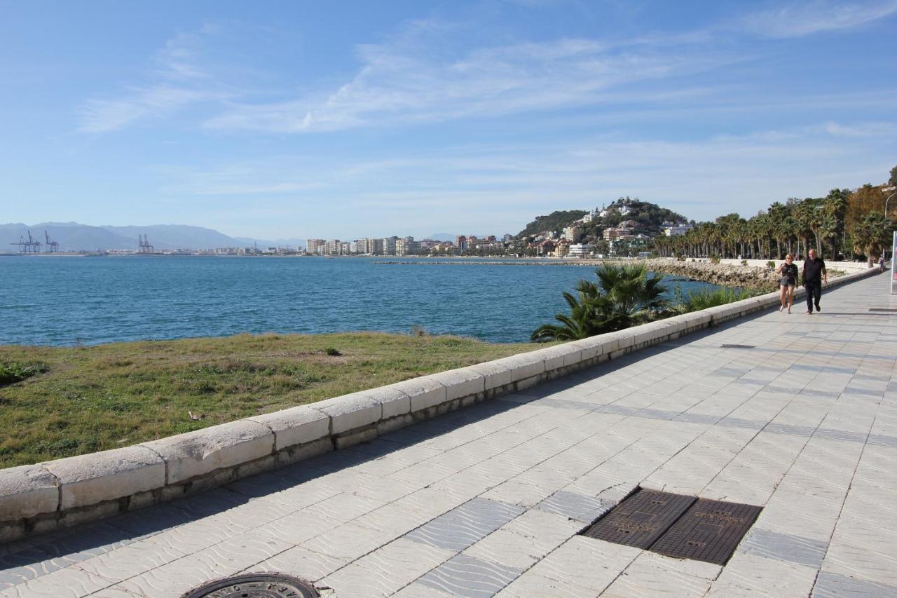 Apartamento Frente Al Mar マラガ エクステリア 写真