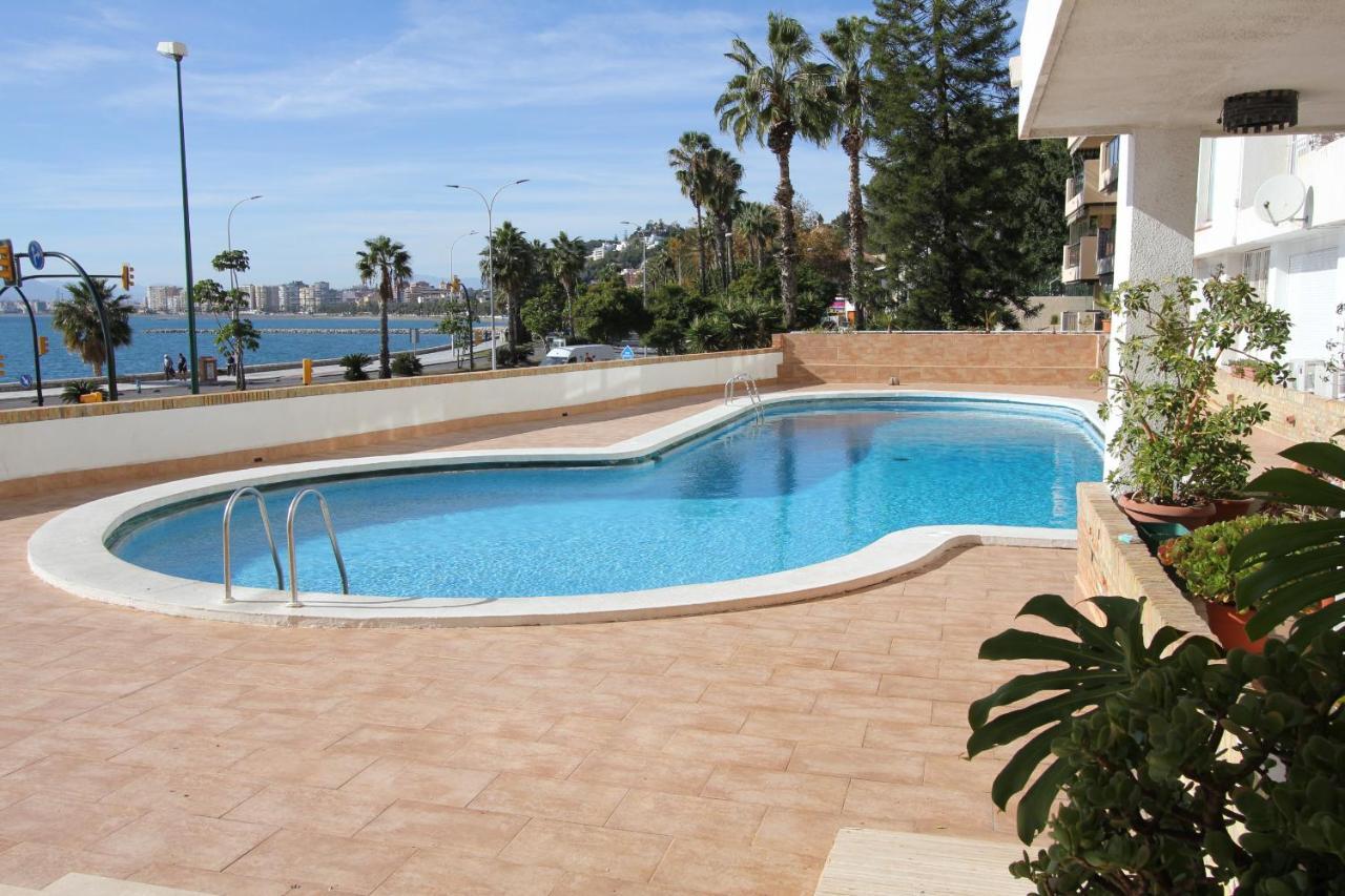 Apartamento Frente Al Mar マラガ エクステリア 写真